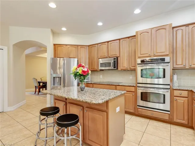 9162  River Otter  DR, Fort Myers, FL 33912