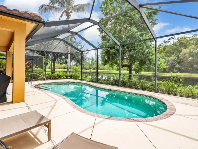 9162  River Otter  DR, Fort Myers, FL 33912