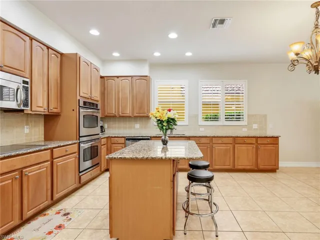 9162  River Otter  DR, Fort Myers, FL 33912