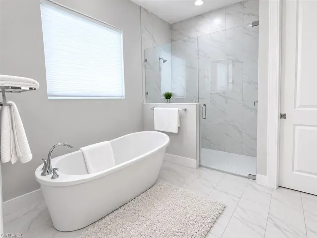 3754 Sapphire Cove Cir, Naples, Florida 34114