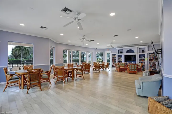 4707 Brixton Ct, Lehigh Acres, Florida 33973