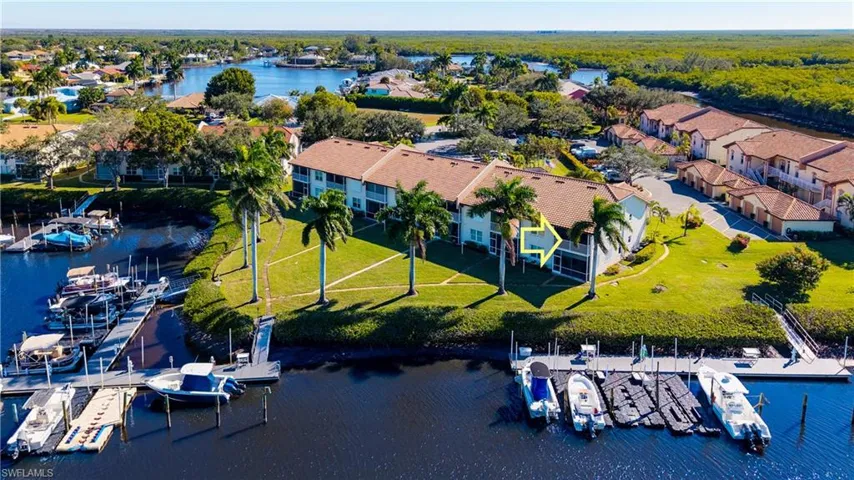 162 Newport Dr 1207, Naples, Florida 34114