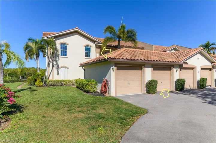 162 Newport Dr 1207, Naples, Florida 34114