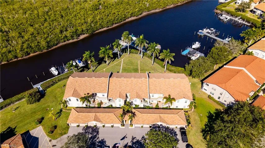 162 Newport Dr 1207, Naples, Florida 34114