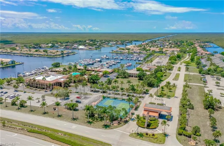 162 Newport Dr 1207, Naples, Florida 34114