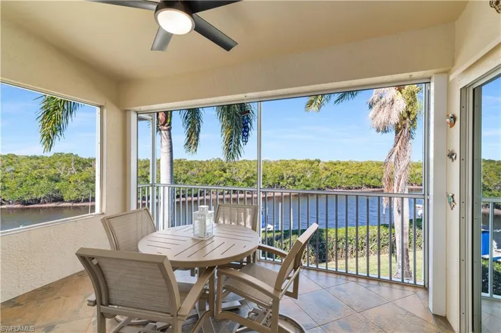 162 Newport Dr 1207, Naples, Florida 34114