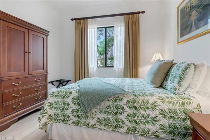 Bedroom with ornamental molding