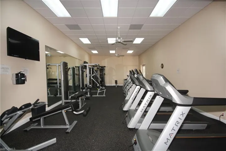 15652  Alton  DR, Fort Myers, FL 33908