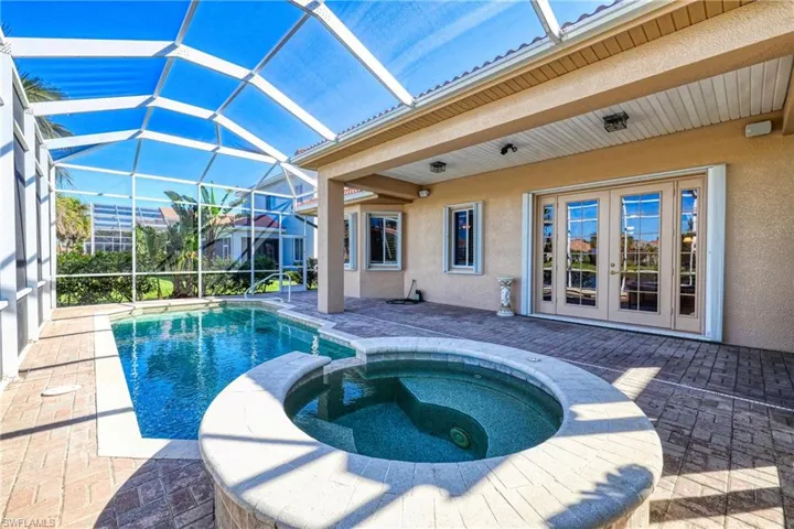 15652  Alton  DR, Fort Myers, FL 33908