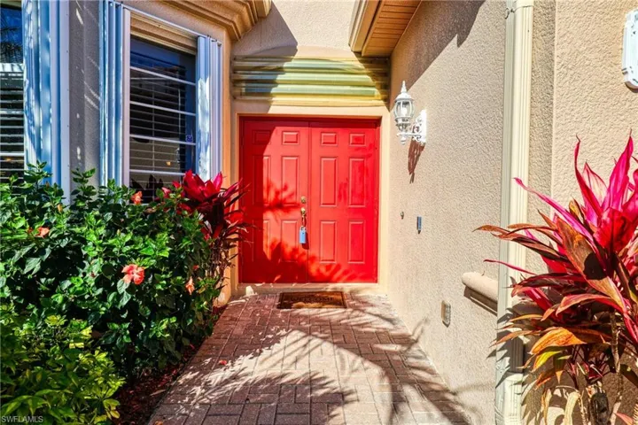 15652  Alton  DR, Fort Myers, FL 33908