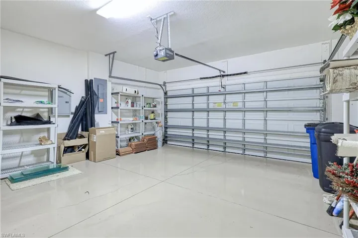 15652  Alton  DR, Fort Myers, FL 33908
