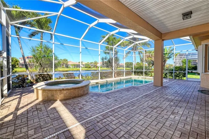 15652  Alton  DR, Fort Myers, FL 33908