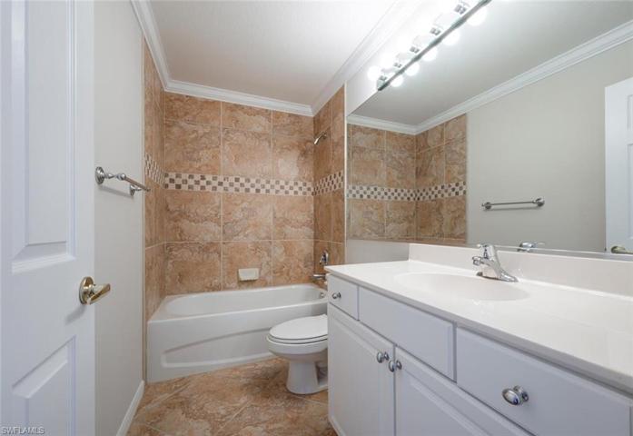 Second floor full bathroom