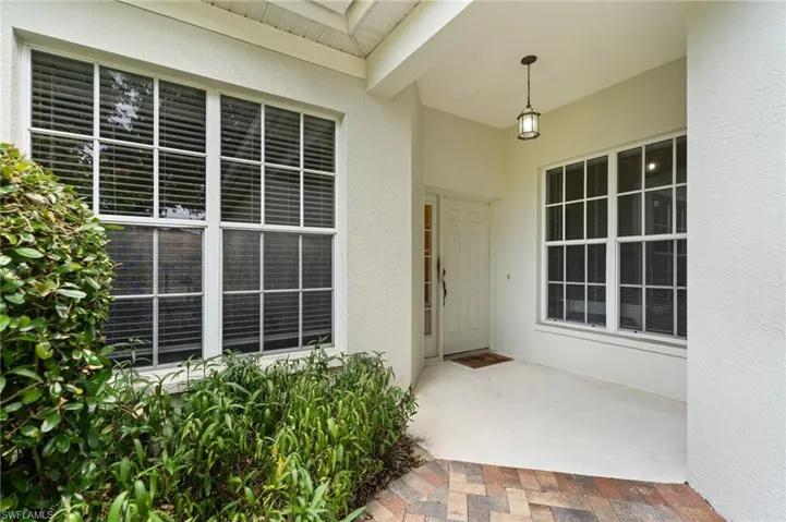 1843  Leamington  LN, Naples, FL 34109