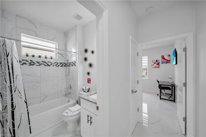 2627 NW 11th  ST, Cape Coral, FL 33993