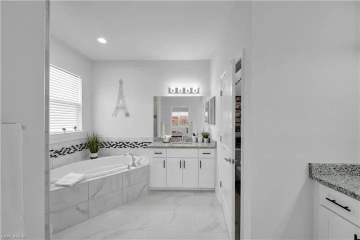 2627 NW 11th  ST, Cape Coral, FL 33993
