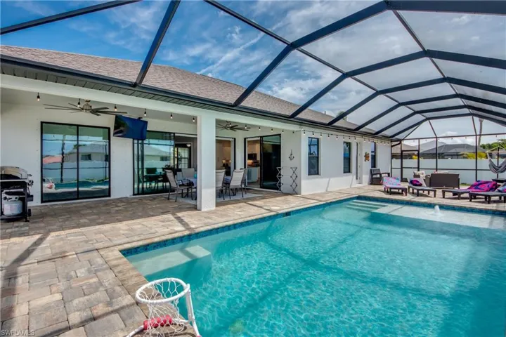 1156 Sw 39th Ter, Cape Coral, Florida 33914