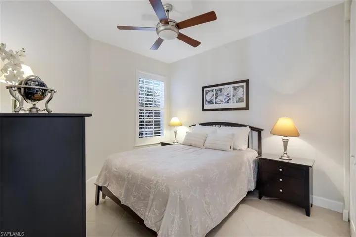15040  Sterling Oaks  DR, Naples, FL 34110