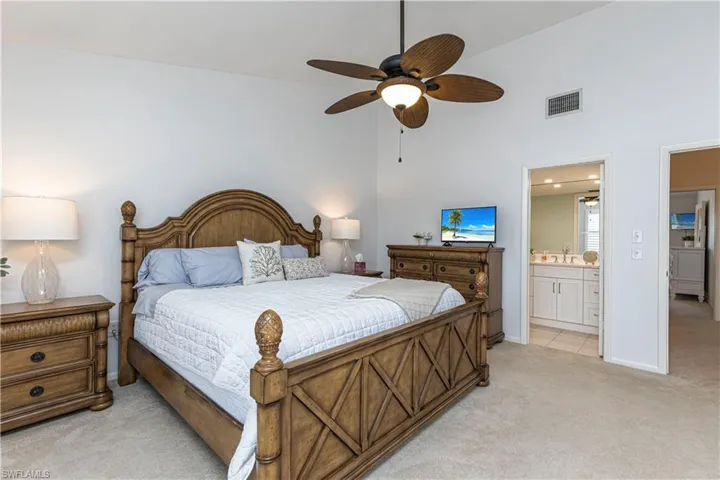 833  Meadowland  DR, Naples, FL 34108