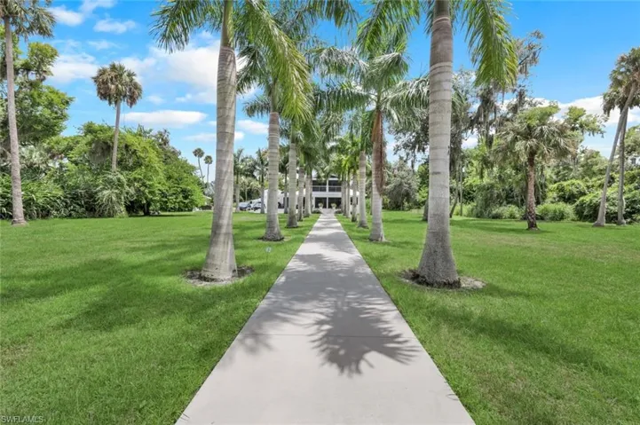 Surrounding community with a lawn