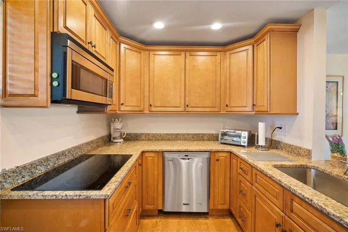 1700  Pine Valley  DR, Fort Myers, FL 33907