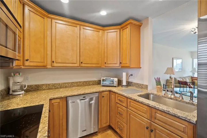 1700  Pine Valley  DR, Fort Myers, FL 33907