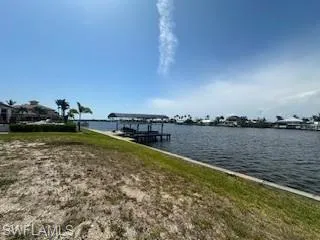 897 W Cape Estates Cir, Cape Coral Fl 33993