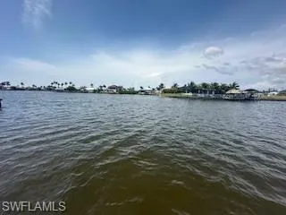 897 W Cape Estates Cir, Cape Coral Fl 33993