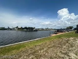 897 W Cape Estates Cir, Cape Coral Fl 33993
