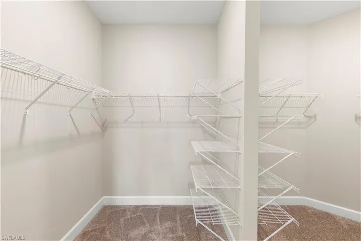 Extra Large Walk In Closet