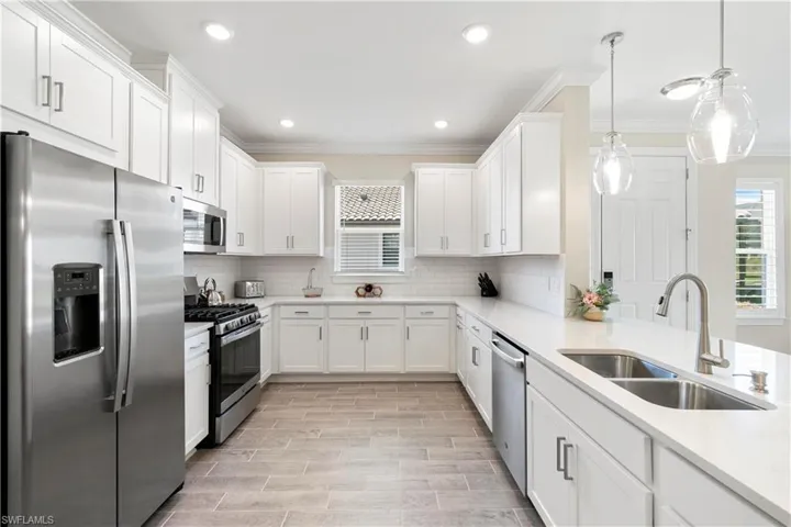 15206  Sacile  ST, Naples, FL 34114