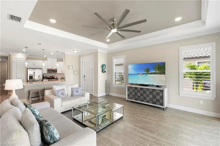Tray Ceiling, Crown Modeling