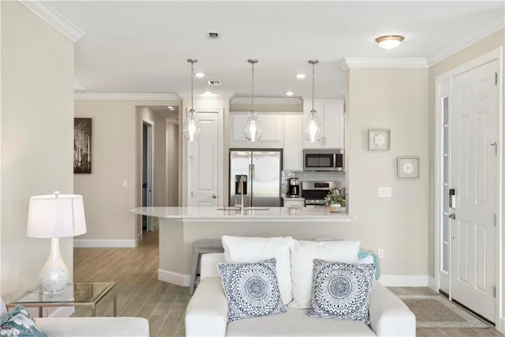 15206  Sacile  ST, Naples, FL 34114
