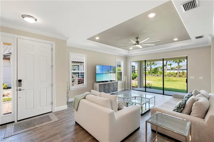 15206  Sacile  ST, Naples, FL 34114