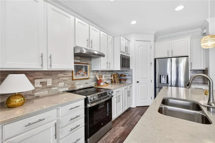 10825  Dennington  RD, Fort Myers, FL 33913