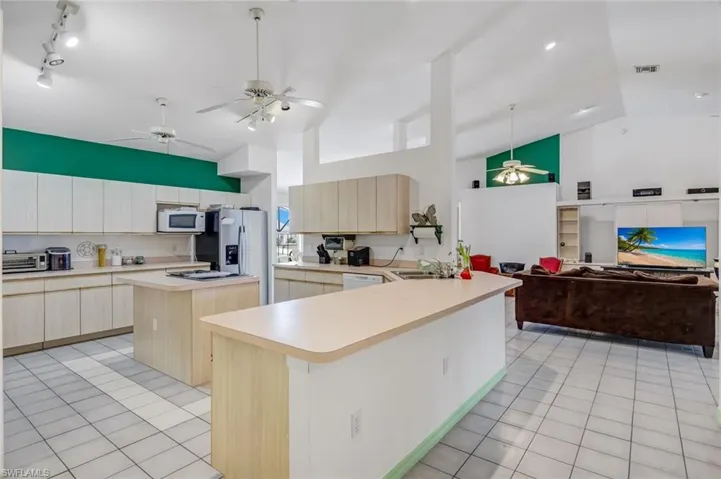 1208 Sw 34th St, Cape Coral, Florida 33914