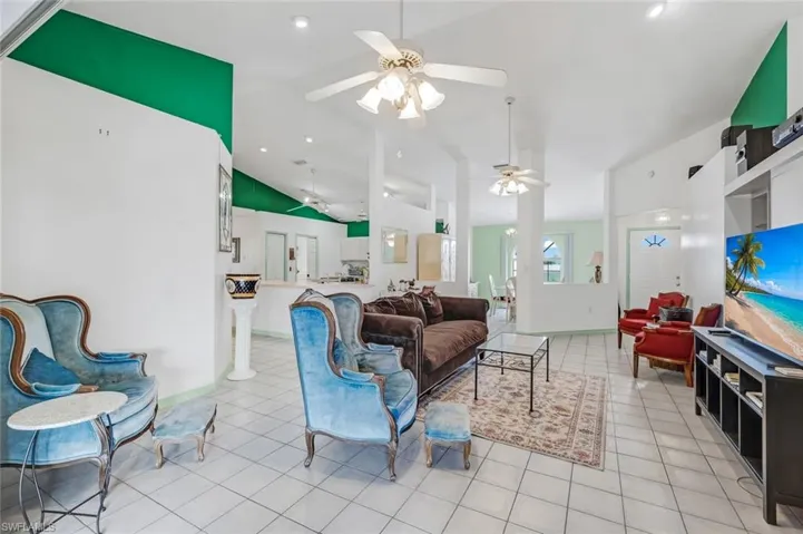 1208 Sw 34th St, Cape Coral, Florida 33914