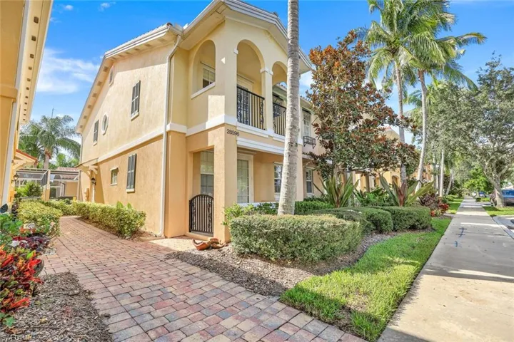 28596  Alessandria  CIR, Bonita Springs, FL 34135