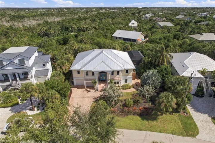 1034 Fish Crow Rd, Sanibel, Florida 33957