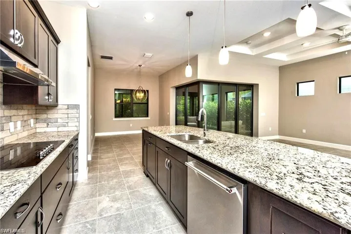 Virtually Staged. Open Concept Living with Easy Access to Extended Lanai