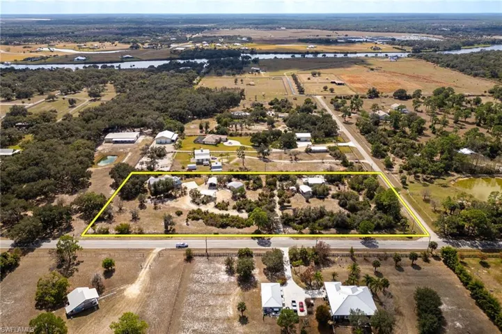 22800 N River  RD, Alva, FL 33920