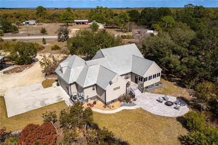 22800 N River  RD, Alva, FL 33920