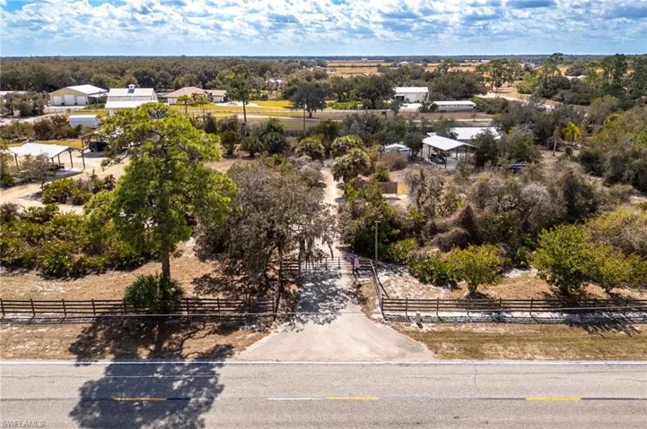 22800 N River  RD, Alva, FL 33920