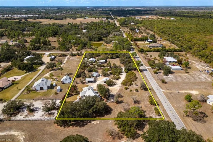 22800 N River  RD, Alva, FL 33920