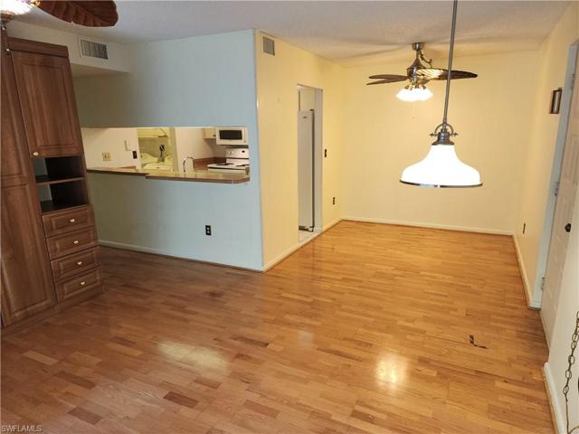 Kitchen & Dining Area