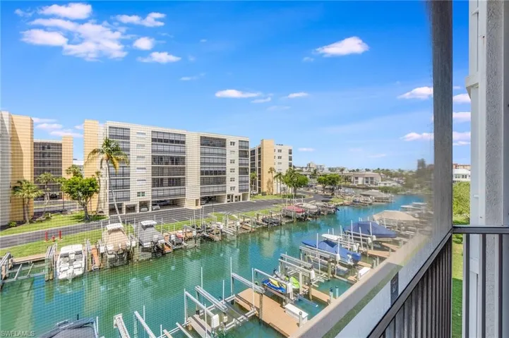 4351  Bay Beach  LN, Fort Myers Beach, FL 33931