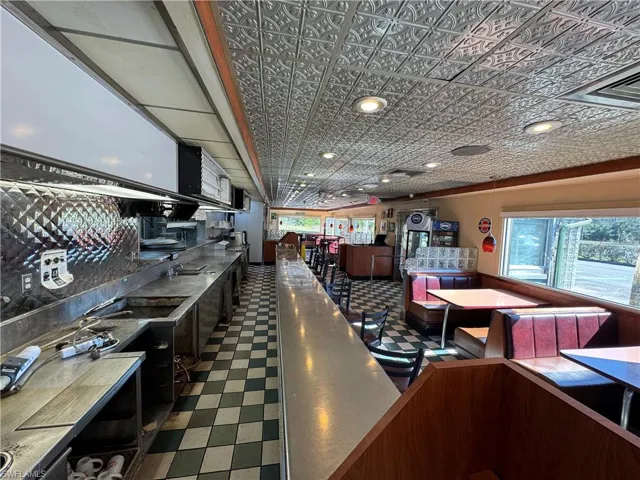 8031  Summerlin Center  DR, Fort Myers, FL 33907