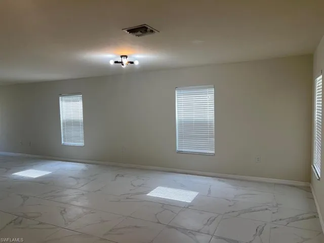 10329 Canal Brook Ln, Lehigh Acres, Florida 33936