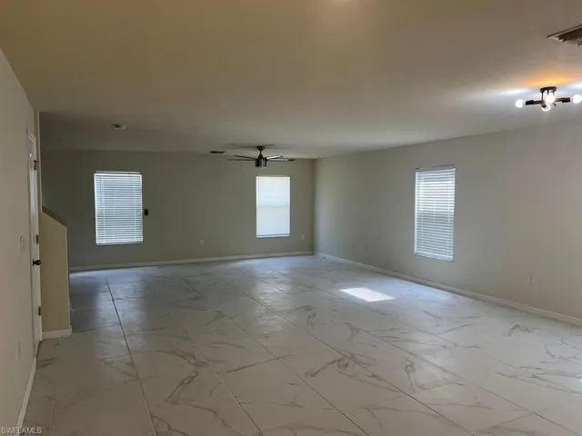 10329 Canal Brook Ln, Lehigh Acres, Florida 33936