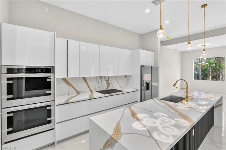 2027 18th Ave Ne, Naples, Florida 34120